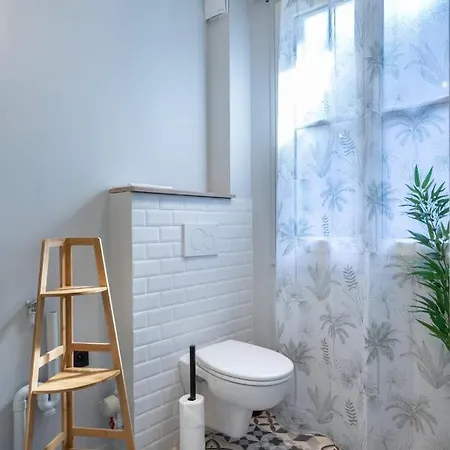 D'hotes - Charming Renovated - Downtown - Wifi - *
