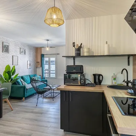 D'hotes - Charming Renovated - Downtown - Wifi - Appartamento